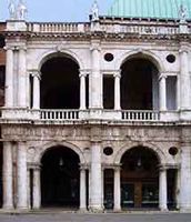 aracade above arcades italy vincenze