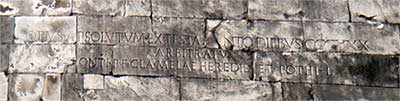  inscription pyramide de Celcius à Rome