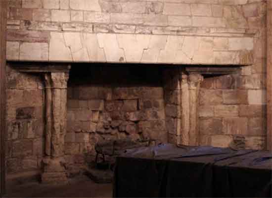 medieval chimneypiece england